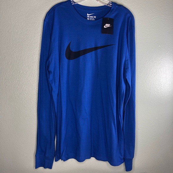Nike Other - Nike tee shirt long sleeve men size large blue